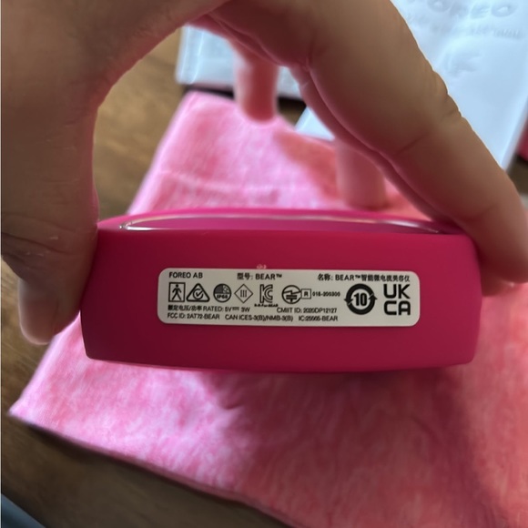 FOREO bear basically new! - Picture 2 of 4